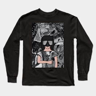 Unique FemaleMask NFT named Mathilde with Dark Eyes Long Sleeve T-Shirt